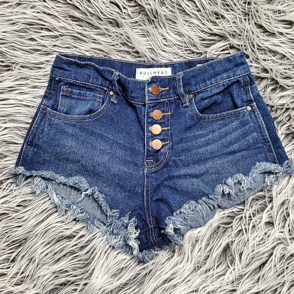 Bullhead jean shorts